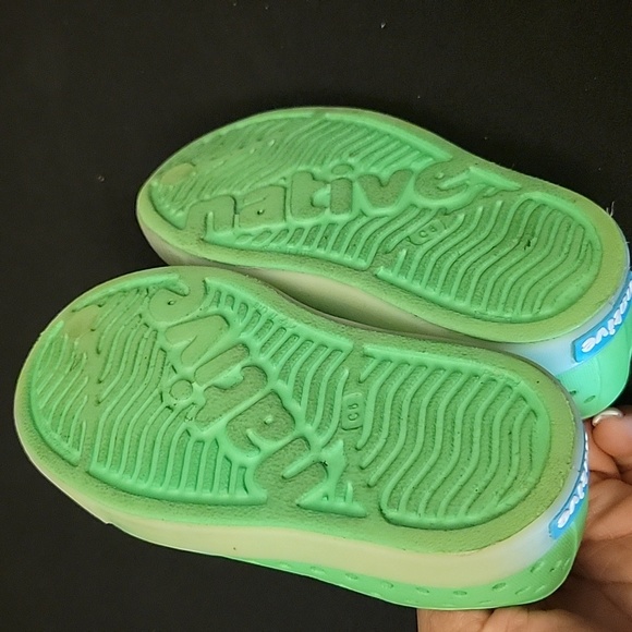 Native| Jefferson Slip on Lime Green Sneakers Size c6 - Picture 5 of 7